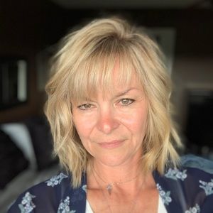 Meet your Posher, Paula